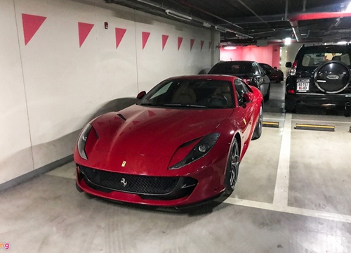 Hình ảnh Ferrari 812 Superfast đầu tiên về Việt Nam