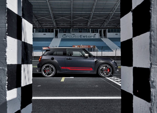 "Hỏa lực" cỡ nhỏ MINI JCW GP 2020 301 sức ngựa đổ bộ LA Auto Show