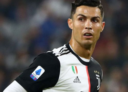 Hối hận vì phản ứng thái quá, Ronaldo mời đồng đội Juventus đi ăn tối để xin lỗi