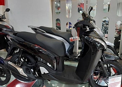 Honda SH mỗi ngày tăng giá thêm 1 triệu, đại lý thu lời, dân tình bức xúc