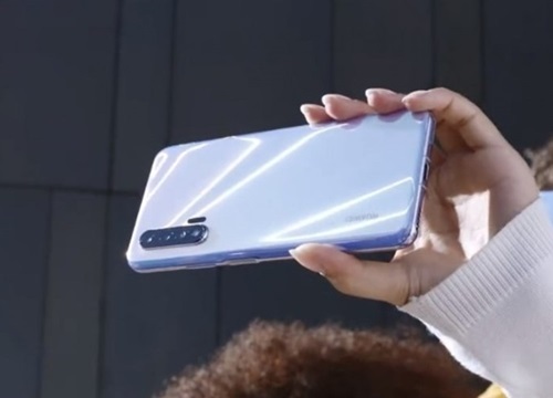 Huawei Nova 6 5G xuất hiện trong video teaser chính thức, tiết lộ thiết kế mặt trước và sau