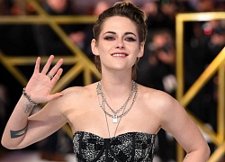 Kristen Stewart diện đầm cúp ngực