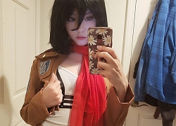 Liệu nàng cosplayer có thả được hồn vào đôi mắt như Mikasa?