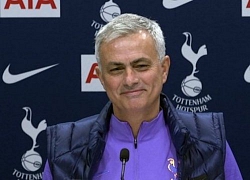 Mourinho lại đặc biệt với màn 'lật lọng' làm phóng viên choáng váng