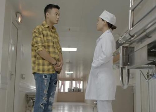 Nam giới nên học cách phối đồ của Bảo trong 'Hoa hồng trên ngực trái'