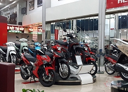 Honda Lead, Winer X giảm giá ào ào, lợi hơn mua SH