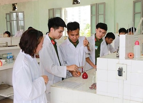 Những nhà giáo, nhà khoa học tâm huyết