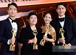 Trọn khoảnh khắc đẹp: Jung Woo Sung - Cho Yeo Jeong trở thành 'Ảnh đế/hậu Rồng Xanh 2019'