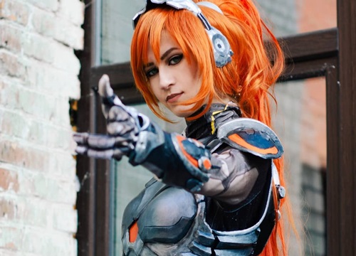 Vóc dáng cực chuẩn của nữ cosplayer người Ukraina khi hóa thân thành Sarah Kerrigan