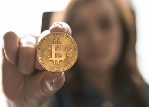 Bitcoin đảo chiều tăng nhẹ