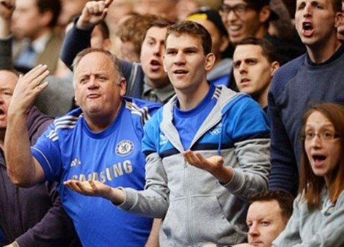 Chelsea thuê thám tử giám sát fan