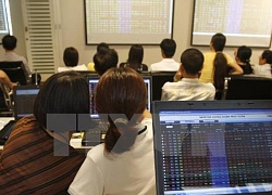 Chứng khoán ngày 25/11: VN-Index giảm hơn 1 điểm