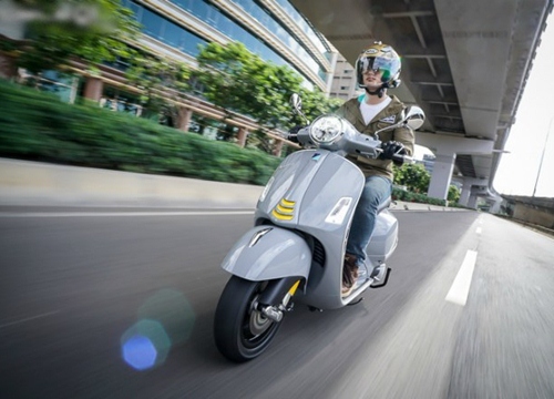 Đánh giá Vespa GTS 300 hpe SuperTech, ngôi sao sáng làng xe sang