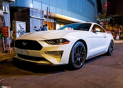 Ford Mustang facelift hàng hiếm xuất hiện tại TP.HCM