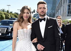 Rộ tin Justin Timberlake ngoại tình, bị bắt gặp không đeo nhẫn cưới và nắm tay thân mật với bạn diễn