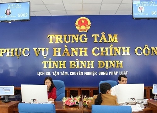 Công chức chây ỳ đến mấy cũng khó bị đuổi việc vì luật