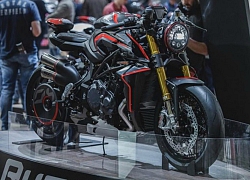 Ngắm 2020 MV Agusta Rush 1000 đè bẹp "quỷ đỏ" Ducati Streetfighter V4 S