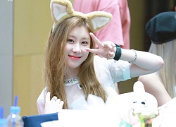 Chaeryeong (ITZY) nhập 'hội fangirl thành công' chia sẻ câu chuyện thú vị lần đầu được gặp 'nữ thần' YoonA (SNSD)