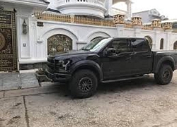 Đại gia Quảng Ninh đầu tiên &#8216;tậu&#8217; Ford F-150 Raptor nhưng garage còn gây chú ý hơn với nhiều hàng khủng