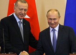 Erdogan phũ phàng với NATO, Putin mừng rơn