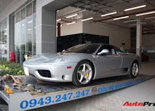 Ferrari 360 Spider siêu hiếm của đại gia bất động sản bất ngờ xuất hiện tại showroom chính hãng