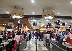 Khách tiu nghỉu vì đến Aeon Mall Hà Đông khai trương nhưng loạt cửa hàng vẫn đóng cửa