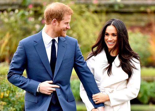 Vợ chồng Meghan Markle kỷ niệm 2 năm đính hôn bằng 3 tấm hình đặc biệt đầy ẩn ý