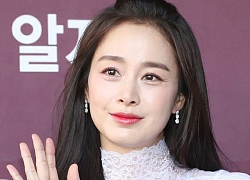 Lộ vết chân chim nhưng lại gỡ gạc bằng kiểu makeup nhẹ nhàng, Kim Tae Hee được khen vẫn còn trẻ và đẹp lắm!