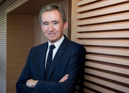 Tỷ phú Bernard Arnault - "ông trùm hàng hiệu" thâu tóm hơn 70 thương hiệu thời trang xa xỉ