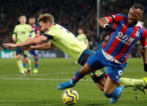 Crystal Palace - Bournemouth: Thẻ đỏ gây sốc, "Đại bàng" bay cao