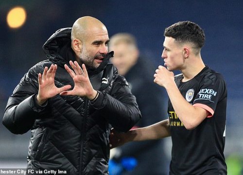 Man City thắng đậm, Pep vẫn 'giương cờ trắng'