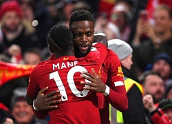 Mane tỏa sáng, Liverpool tái lập khoảng cách 11 điểm với Man City