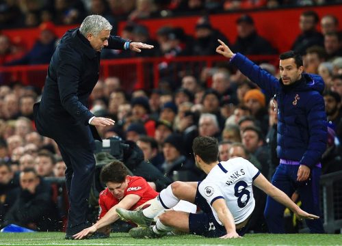 MU hạ Tottenham Mourinho: Đứng thứ mấy bảng xếp hạng, cách Top 4 bao xa