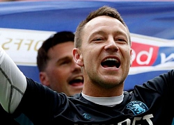 Bố John Terry già vẫn còn khổ vì... đàn bà