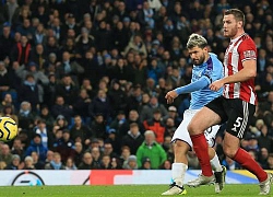 Man City thắp hi vọng bám đuổi Liverpool