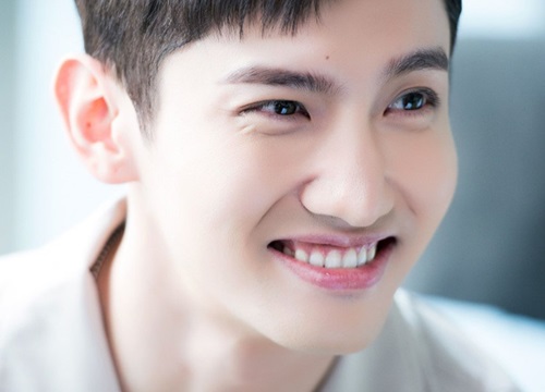 Changmin (TVXQ) tiết lộ 5 bước chăm sóc da cho nam giới