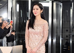 Hoa hậu Honey Lee, Jang Nara và dàn sao gợi cảm trên thảm đỏ cuối năm