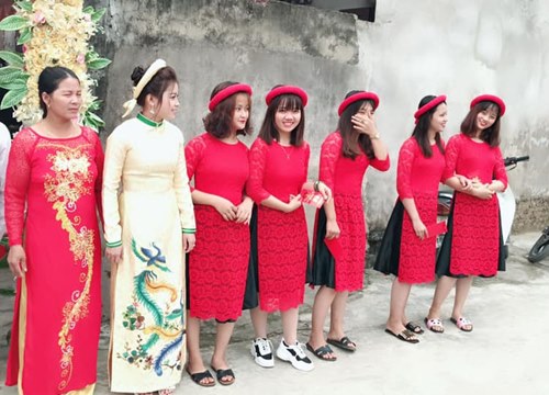 Giận tím người trước những màn "lên đồ" lôi thôi, kém duyên của dàn bê quả ngày cưới