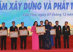 Phó Chủ tịch nước dự kỷ niệm 40 năm Trường Đại học Y dược Cần Thơ