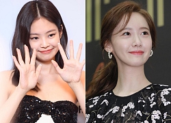 Cận cảnh 2 nhan sắc nữ thần Kpop ngày hôm qua: Yoona đẹp không tì vết, Jennie dù bị "dìm" nhưng vẫn siêu cưng