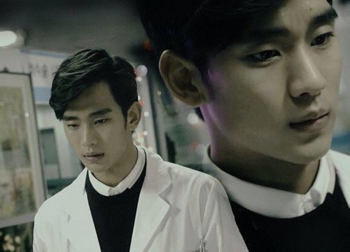 Chán làm "trùm" khách sạn ma Hotel Del Luna, Kim Soo Hyun "đầu thai" thành anh hộ lí điển trai ở phim mới