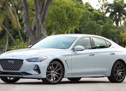 Genesis G70 sẽ mạnh mẽ hơn với động cơ Turbo 2.5 lít mới