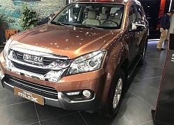 Isuzu Mu-X 3.0L AT tồn kho chỉ 785 triệu tại Việt Nam