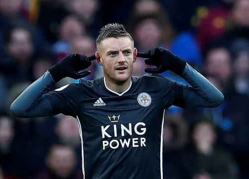 Leicester thăng hoa, James Vardy ghi dấu ấn lịch sử