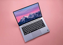 Trên tay RedmiBook 13: Màn 13.3 inch, nhỏ hơn giấy A4, chip Intel i7 10th