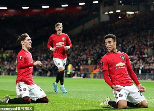 11 phút ghi 4 bàn, MU đè bẹp đối thủ khó chịu nhất bảng Europa League