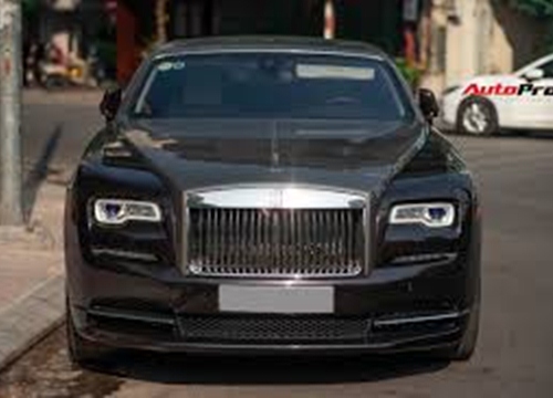 Bắt gặp Rolls-Royce Wraith độ độc đáo của dân chơi đồng hồ khét tiếng Hà Nội