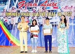 Đại học Sư phạm Thái Nguyên tổ chức "Giao lưu tìm hiểu pháp luật về trật tự ATGT"