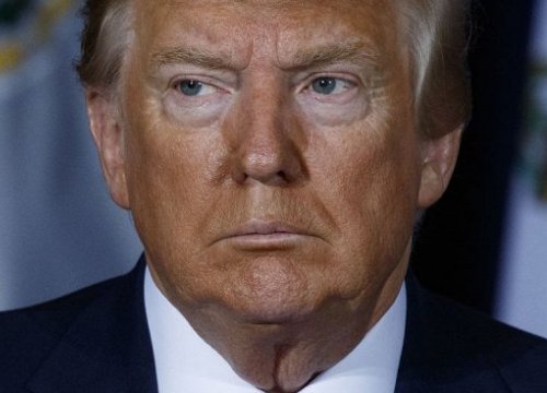 Tổng thống Trump lại bị mỉa mai 'làm nước Nga vĩ đại hơn'