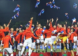 U22 Việt Nam: Cất HCV SEA Games, lại lên đường thôi!